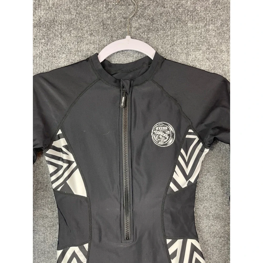 AXESEA One Piece Swimsuit Kids Size 4 Black Excellent Long Sleeve Rash Guard